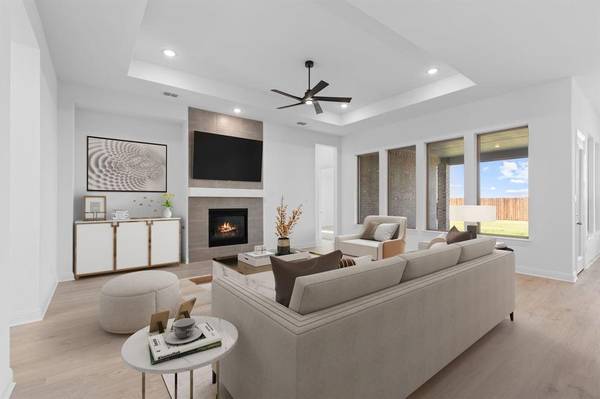 Waxahachie, TX 75165,221 Pine Leaf Trail