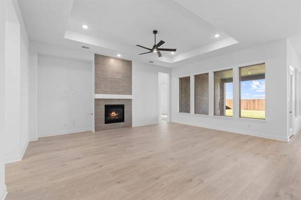 Waxahachie, TX 75165,221 Pine Leaf Trail