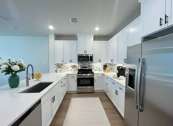 Arlington, TX 76005,4742 Smokey Quartz Lane