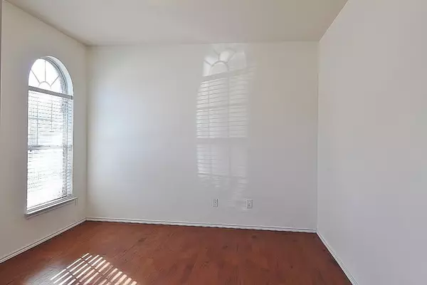 Fort Worth, TX 76244,10125 Sourwood Drive