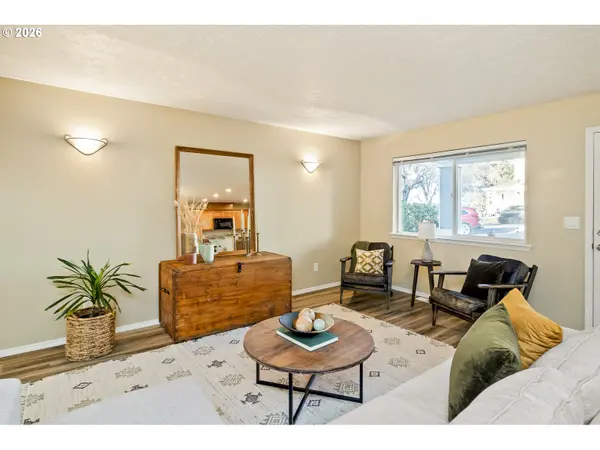 Sandy, OR 97055,38802 CASCADIA VILLAGE DR