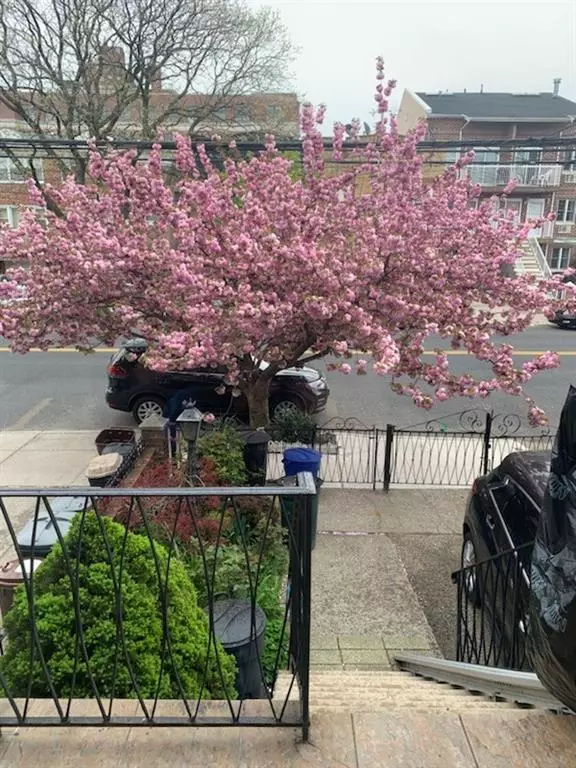 Brooklyn, NY 11214,122 28th AVE