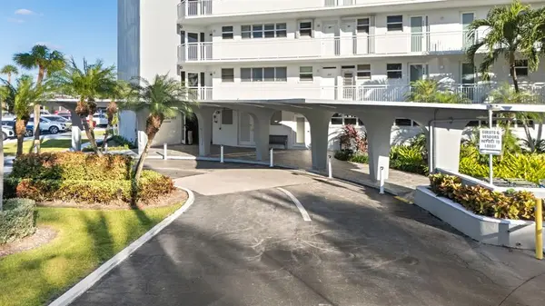 Fort Lauderdale, FL 33316,1920 S Ocean Drive #510