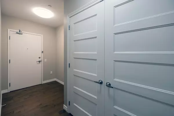 Belleville, ON K8N 5H5,410 - 199 Front ST