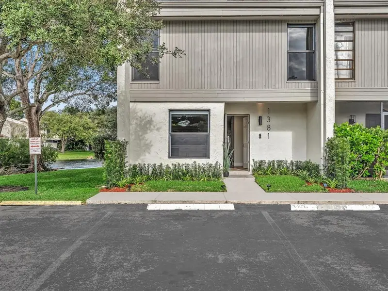 1381 NW 99th Ave #172, Pembroke Pines, FL 33024