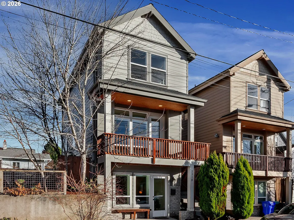 Portland, OR 97215,2216 SE 48TH AVE