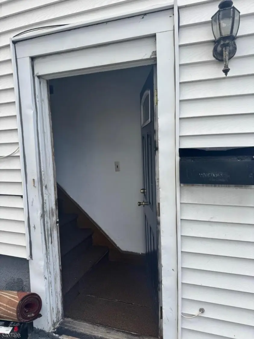 Clifton City, NJ 07011,311 Crooks Ave #2