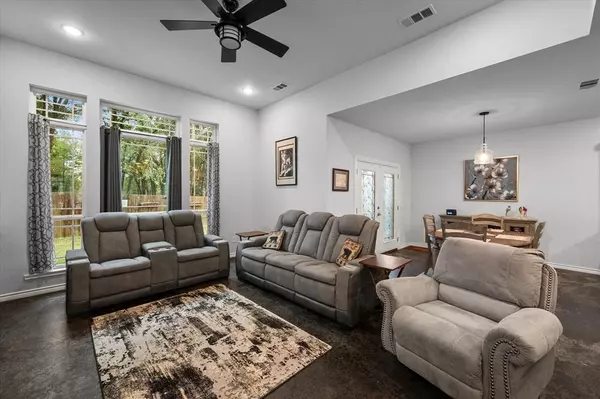 Athens, TX 75751,213 Louise Lane