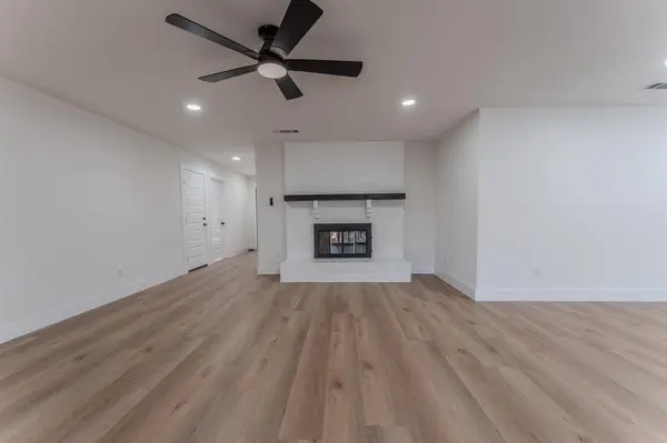 Dallas, TX 75217,731 N Pleasant Woods Drive