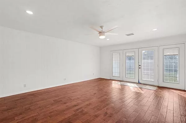 Ennis, TX 75119,1705 Charlottsville Drive