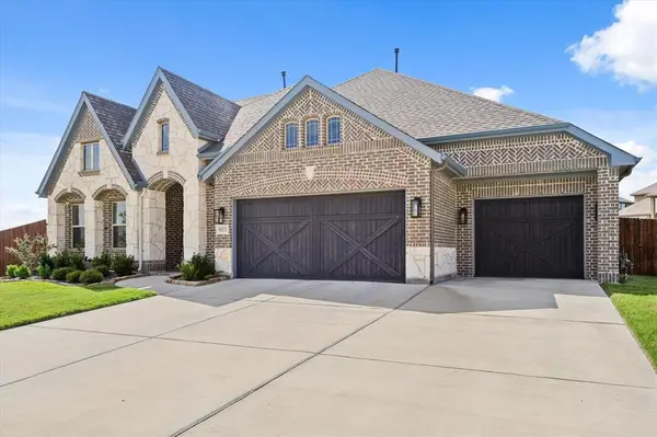 933 Homestead Drive, Desoto, TX 75115