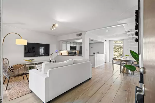 3321 Cole Avenue #120, Dallas, TX 75204