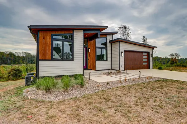 806 Elmwood AVE, Lynchburg, VA 24503