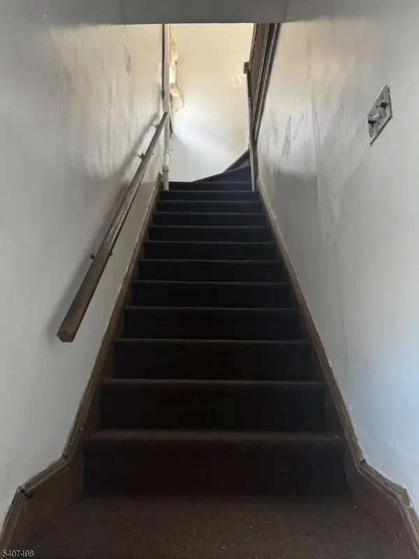 Clifton City, NJ 07011,311 Crooks Ave #2