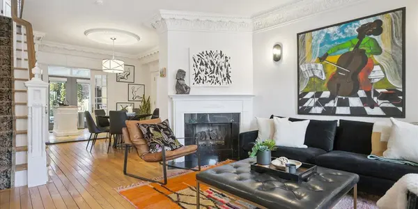 Toronto C08, ON M5A 3J3,34 Nasmith AVE