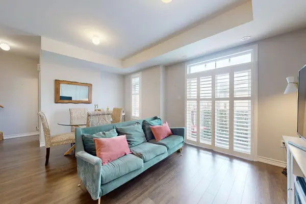 Pickering, ON L1X 0E5,2584 William Jackson DR #94