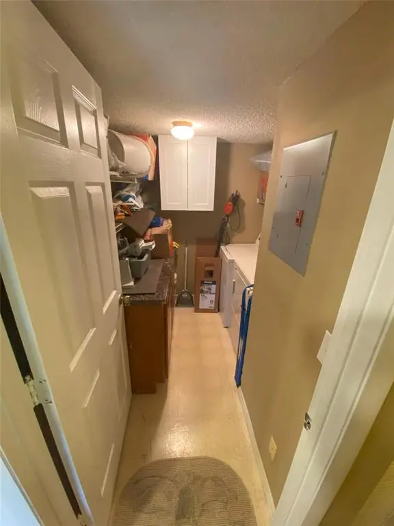 Greenacres, FL 33415,821 Sky Pine Way #B2