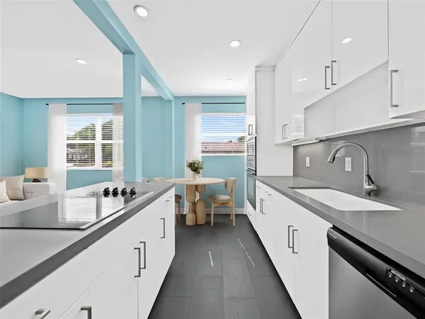 2591 NE 55th Ct #102, Fort Lauderdale, FL 33308