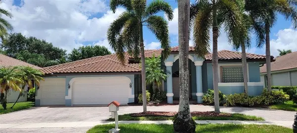 100 NW 108th Way, Plantation, FL 33324