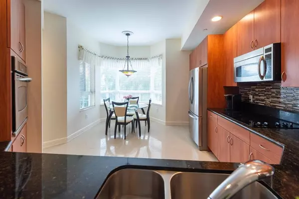 Weston, FL 33331,16101 Emerald Estates Dr #457