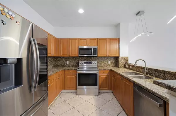 Tamarac, FL 33321,8108 Prestige Commons Dr