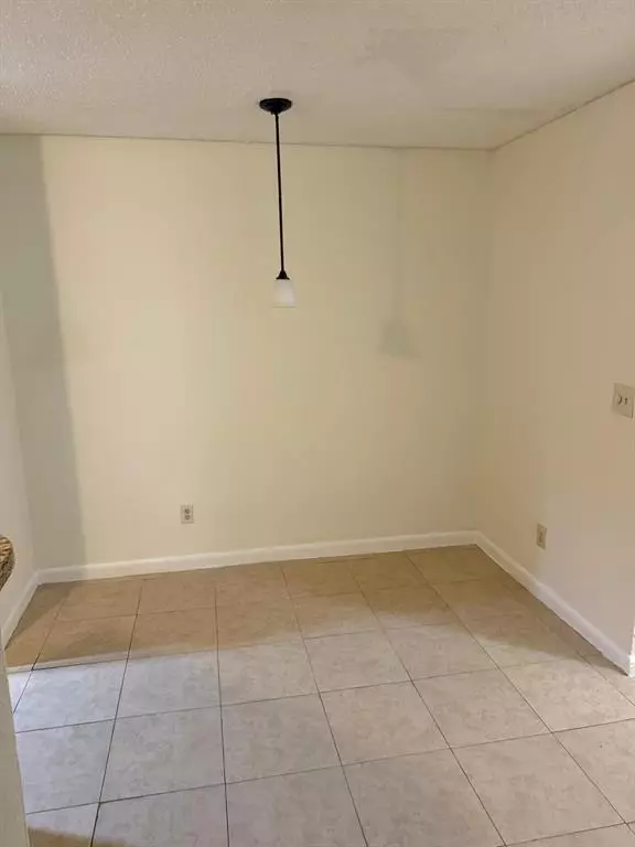 Plantation, FL 33325,12430 Vista Isles Dr #1318