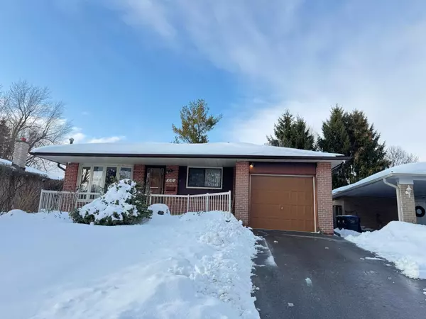 66 Caledon CRES #Upper, Brampton, ON L6W 1C5