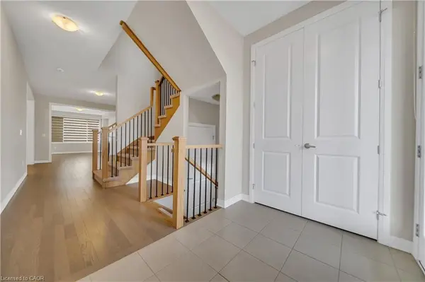 22 THOMAS GEMMELL RD, North Dumfries, ON N0B 1E0