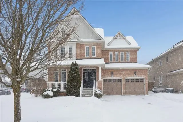 Scugog, ON L9L 2E3,11 Fifeshire CT