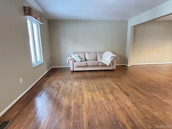 Troy, MI 48098,2695 Homewood DR