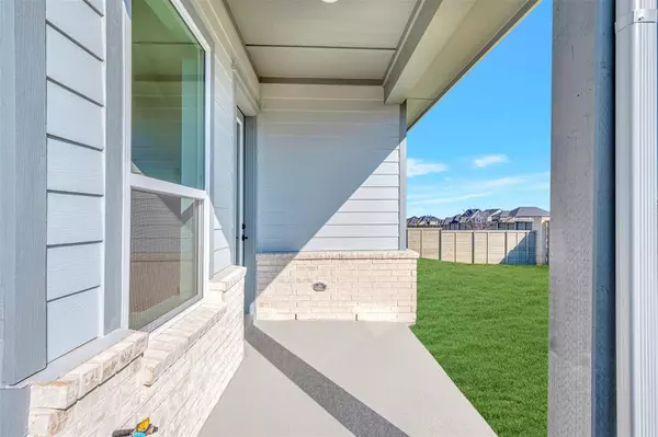 Justin, TX 76247,8912 Chestnut Lane