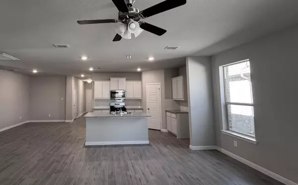 Denton, TX 76259,616 AMBER FIELDS Drive