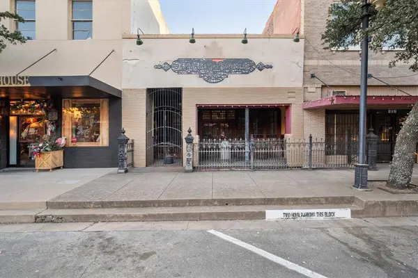 Corsicana, TX 75110,107 S Beaton Street