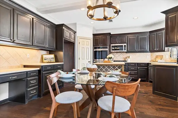 Hurst, TX 76054,621 Trails End Court