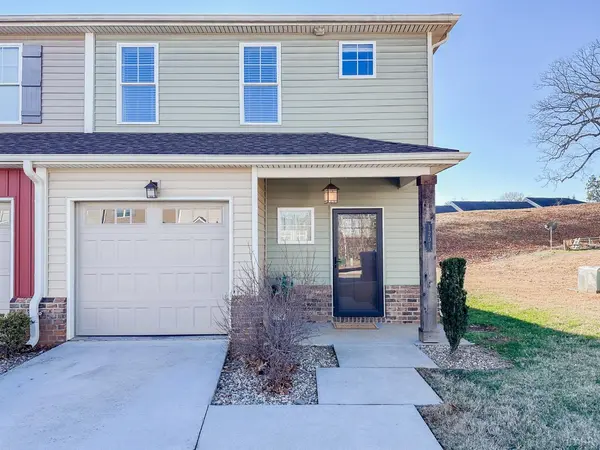 1201 Commonwealth Cir, Forest, VA 24551