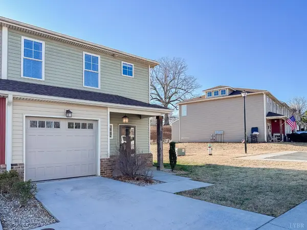 1201 Commonwealth Cir, Forest, VA 24551