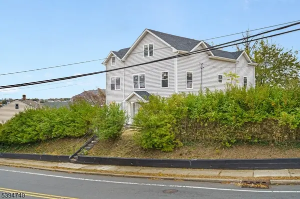 Paterson City, NJ 07502,481 Preakness Ave