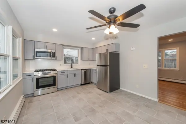 Pompton Lakes Boro, NJ 07442,32 Walnut St