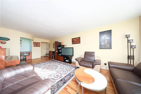 Brooklyn, NY 11235,2600 East 21st ST #6G