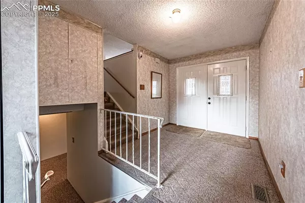 Colorado Springs, CO 80911,635 Drew DR