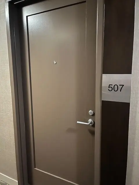 320 Tweedsmuir AVE #507, Toronto C03, ON M5P 2Y3