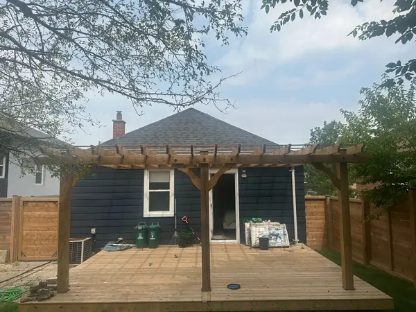 Oshawa, ON L1J 1T9,251 Tresane ST