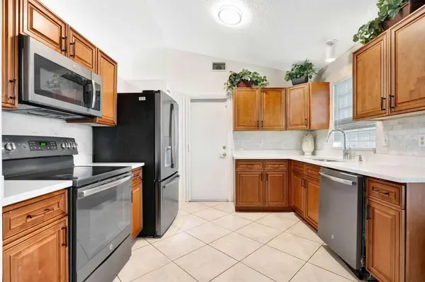 Riviera Beach, FL 33418,1002 Aspri Way