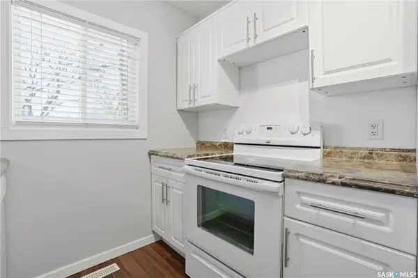 Regina, SK S4T 3V3,1056 McTavish STREET