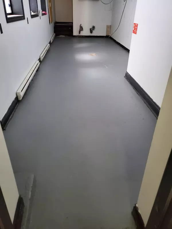 Toronto W02, ON M6P 1Z3,2986 Dundas ST W