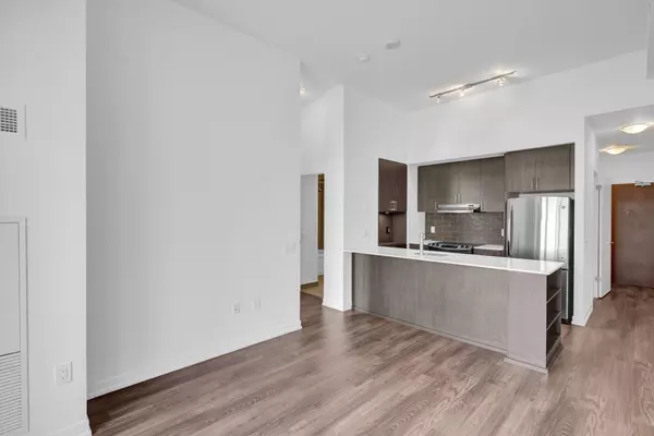 Mississauga, ON L5M 0Y3,2560 Eglinton AVE W #509