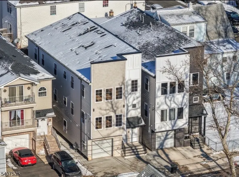 Newark City, NJ 07107,503 Delavan Ave