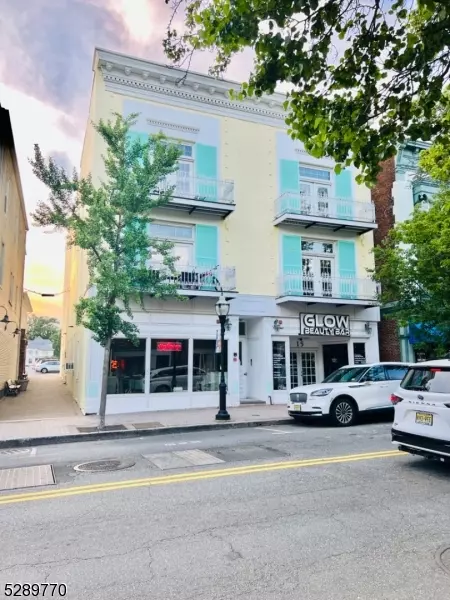 Cranford Twp., NJ 07016,13 North Union Avenue #2