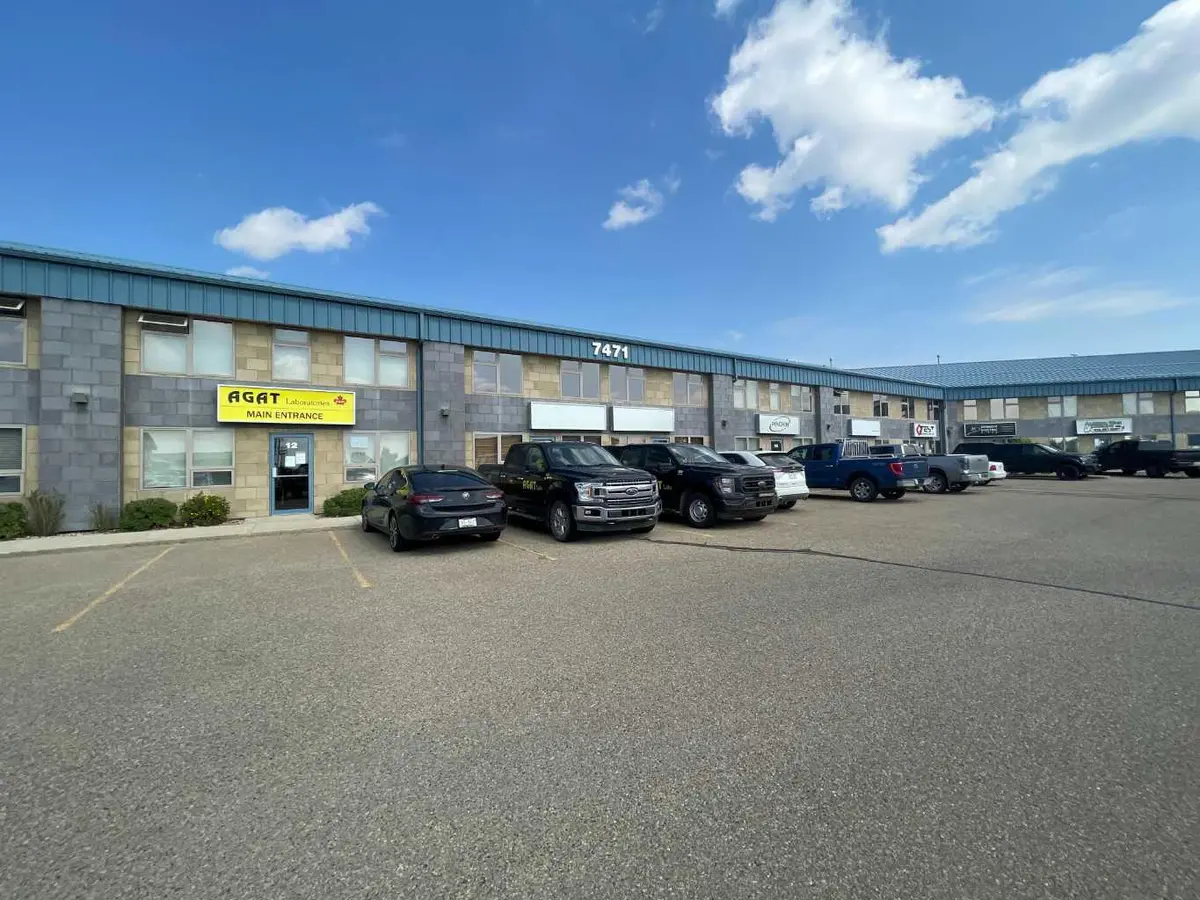 7471 Edgar Industrial BND #14, Red Deer, AB T4P 3Z5