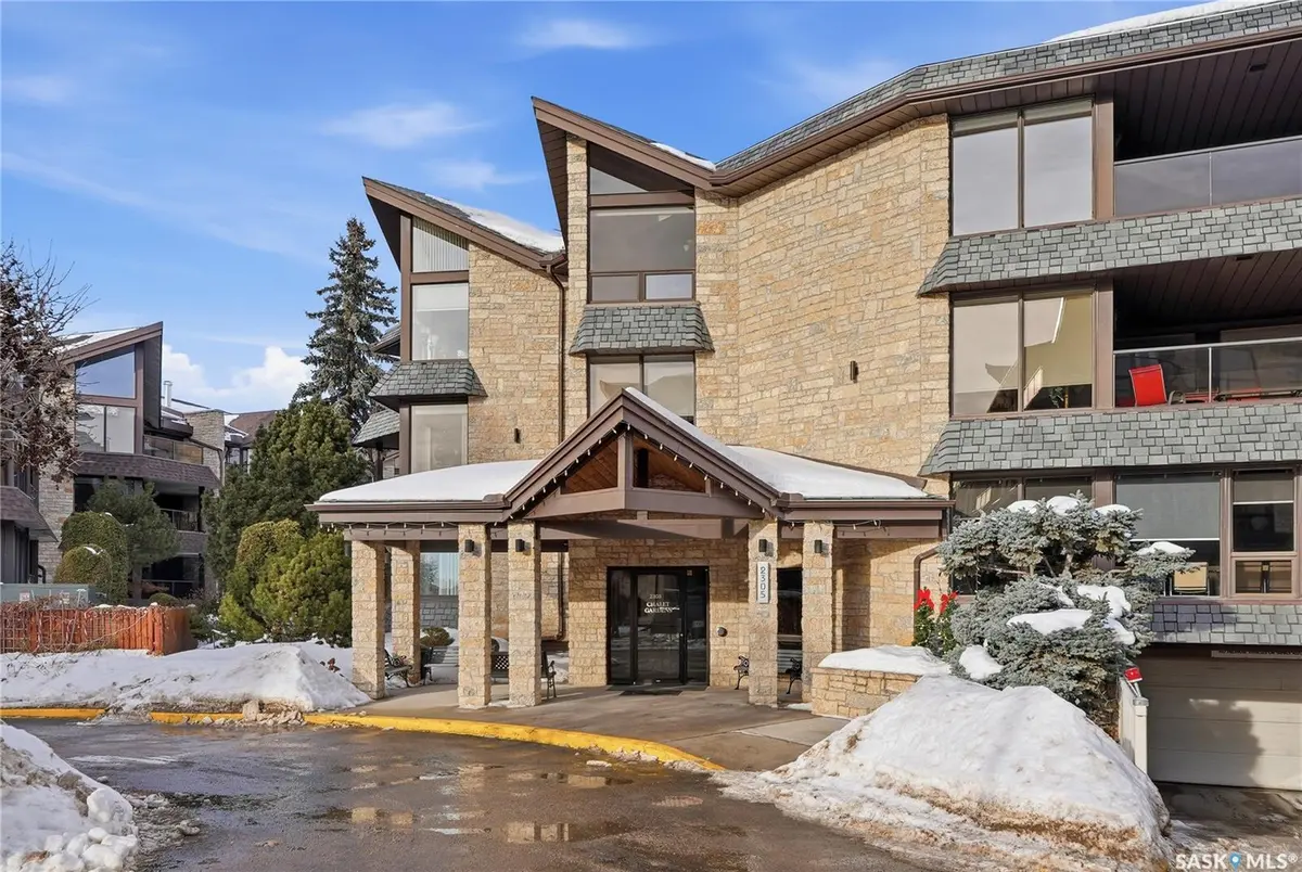 Saskatoon, SK S7J 5H6,2305 Adelaide STREET E #311